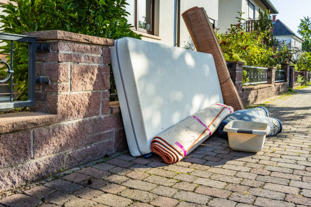 Best Mattress Removal Service  in Newburgh, IN